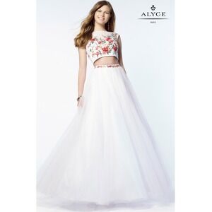 Alyce Paris White Tulle Maxi Skirt Sz 00 Floral Embroidered Rhinestone Trim Prom